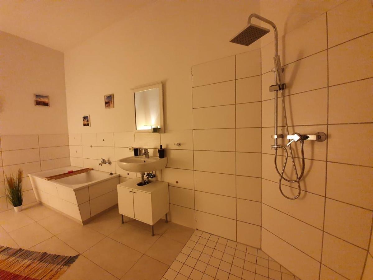 Zum Wachstuebchen Apartment Quedlinburg Bagian luar foto