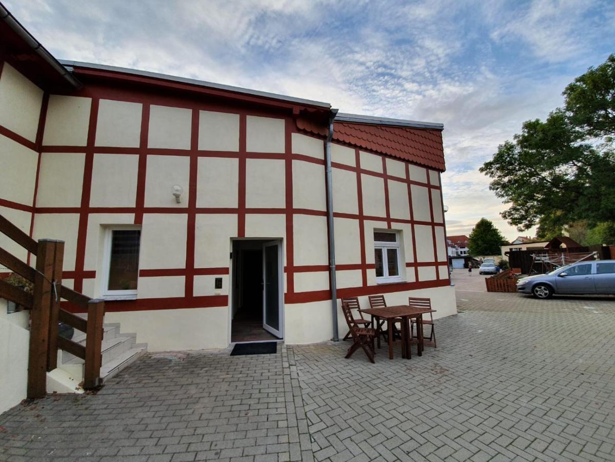 Zum Wachstuebchen Apartment Quedlinburg Bagian luar foto