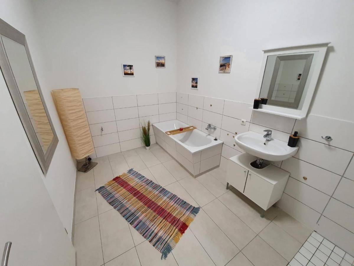 Zum Wachstuebchen Apartment Quedlinburg Bagian luar foto