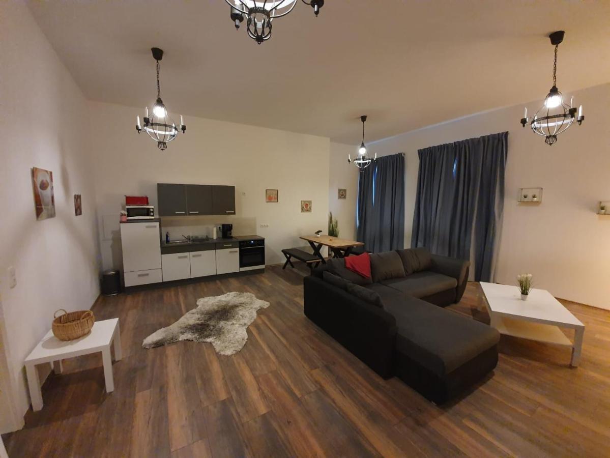 Zum Wachstuebchen Apartment Quedlinburg Bagian luar foto