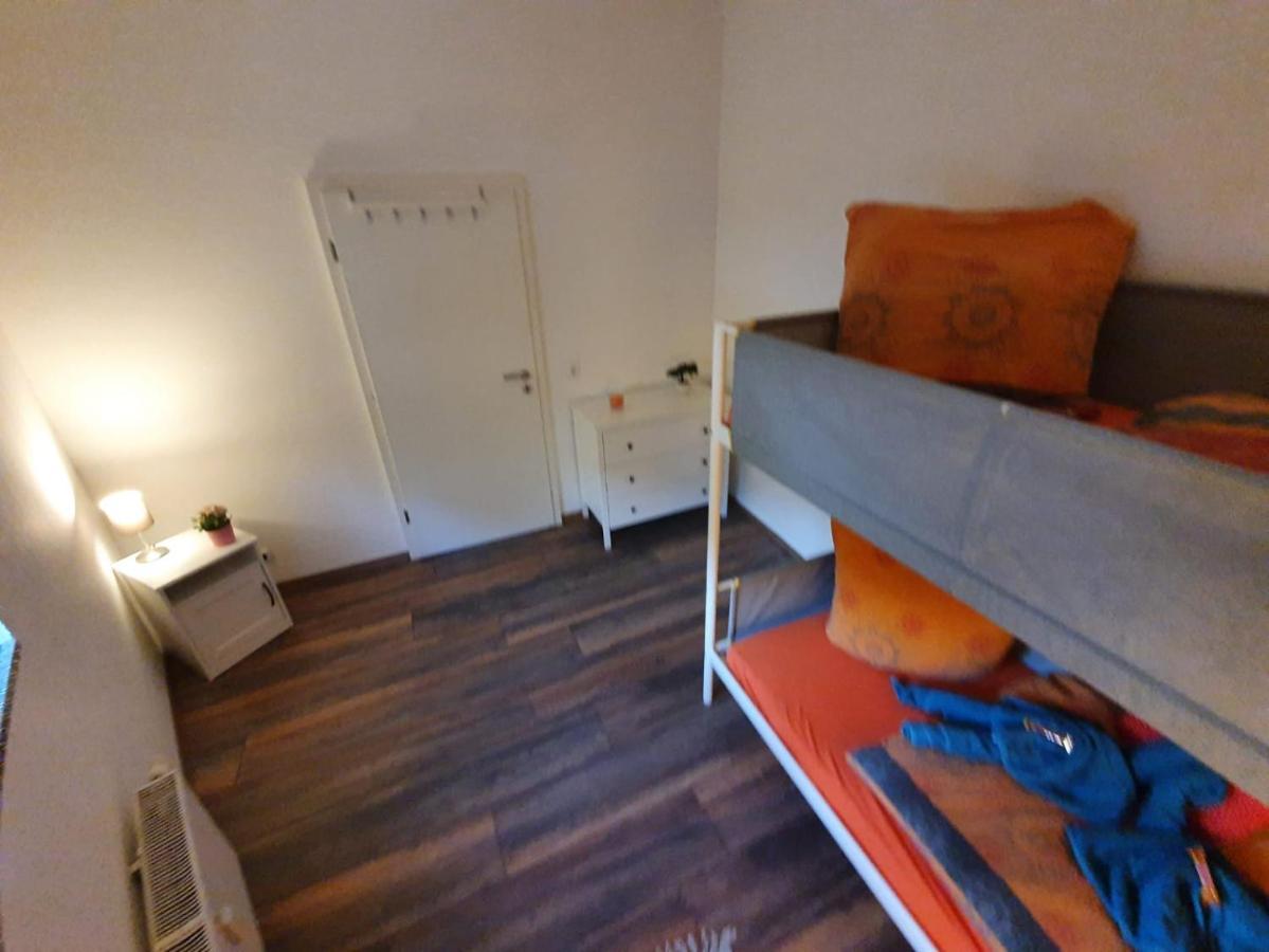 Zum Wachstuebchen Apartment Quedlinburg Bagian luar foto
